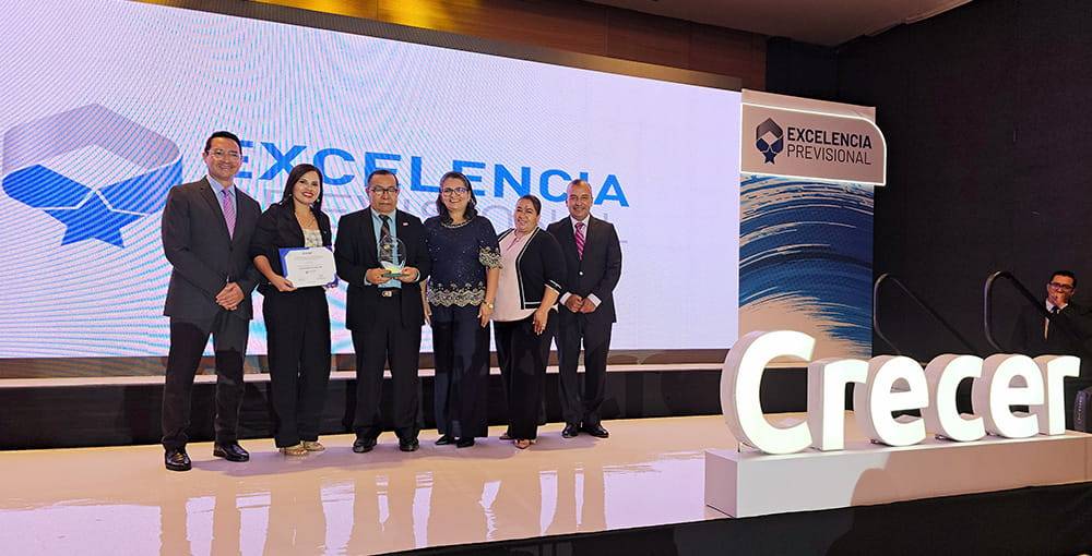Galardón de Excelencia Provisional por AFP CRECER